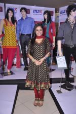 Toral Rasputra at the launch of Max_s Festive 2013 collection in Phoenix Market City Mall, Kurla, Mumbai on 27th Sept 2013 (73).JPG